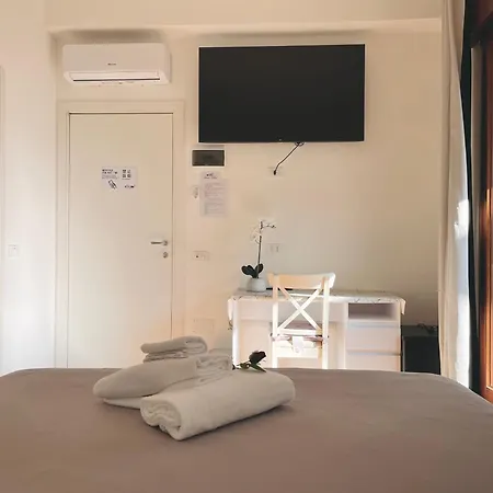 Marco Polo House Homestay Mestre